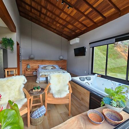 Vila Pinheiro Villa Santa Teresa  Exterior photo